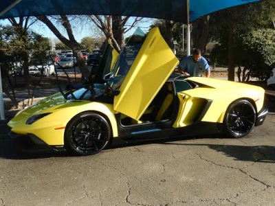 landscape - Lambo yellow